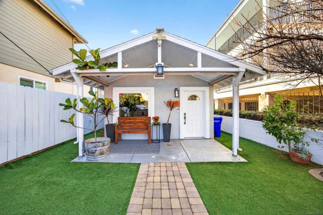 530 11th St, Imperial Beach, CA 91932