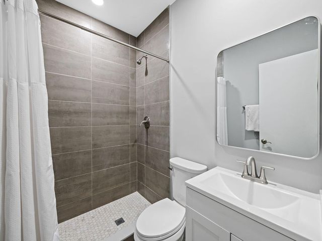 2011 NE 60TH Street, Fort Lauderdale, FL 33308