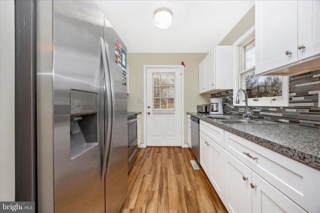 23 E F ST, Brunswick, MD 21716