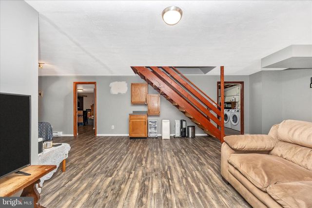 23 E F ST, Brunswick, MD 21716