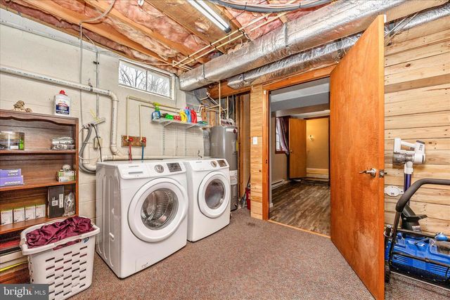 23 E F ST, Brunswick, MD 21716