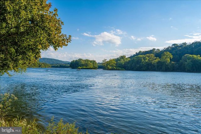 23 E F ST, Brunswick, MD 21716