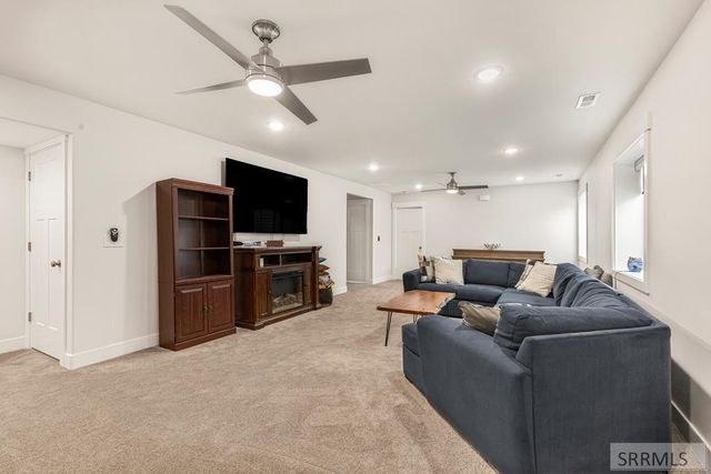 209 Winthorpe St, Idaho Falls, ID 83404