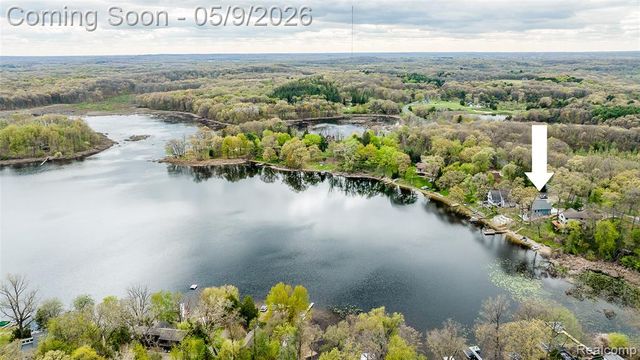 608 Island Lake Road, Chelsea, MI 48118