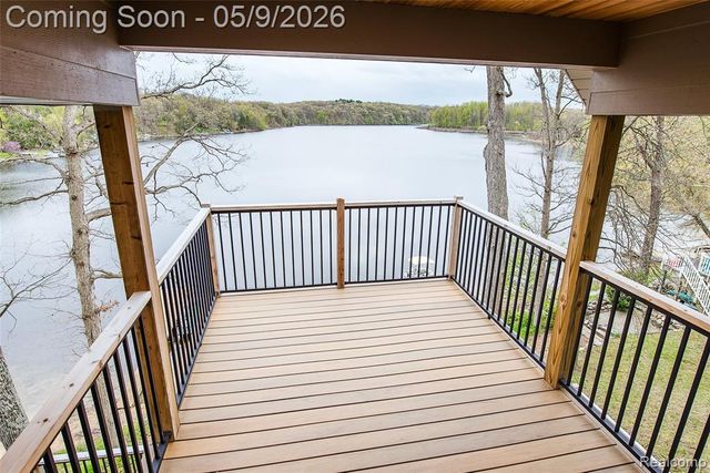 608 Island Lake Road, Chelsea, MI 48118