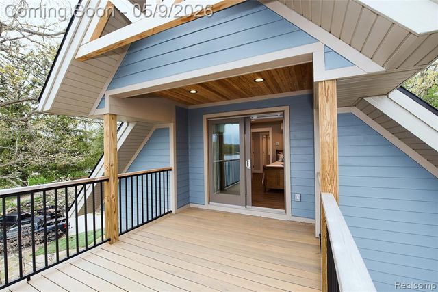 608 Island Lake Road, Chelsea, MI 48118