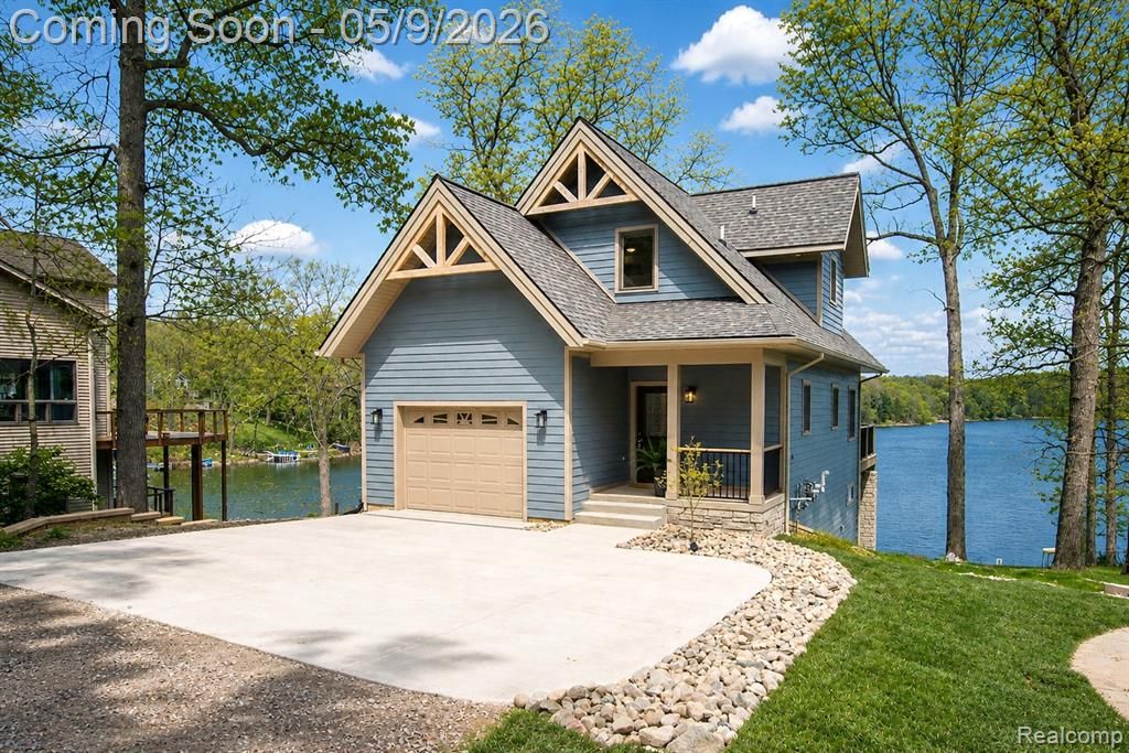 608 Island Lake Road, Chelsea, MI 48118