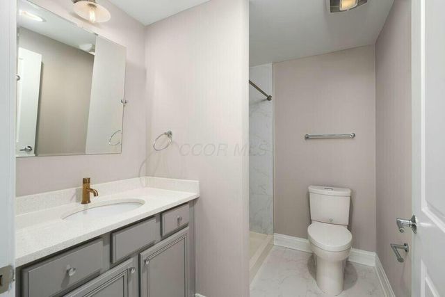 50 W Broad Street, 2104, Columbus, OH 43215