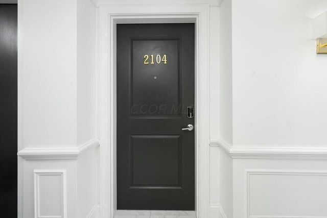 50 W Broad Street, 2104, Columbus, OH 43215
