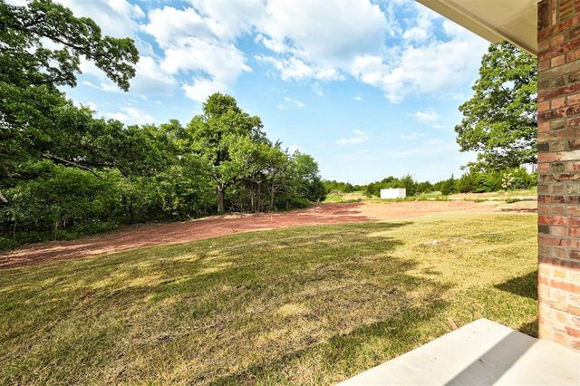 664 Cumberland Drive, Guthrie, OK 73044