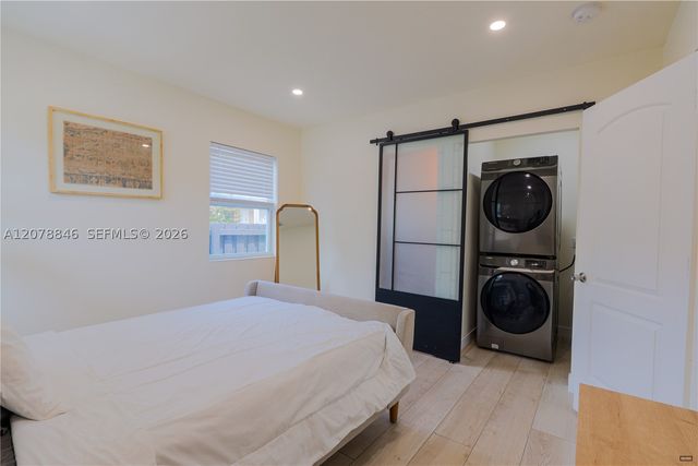 1332 NE 5th Ave 1, Fort Lauderdale, FL 33304