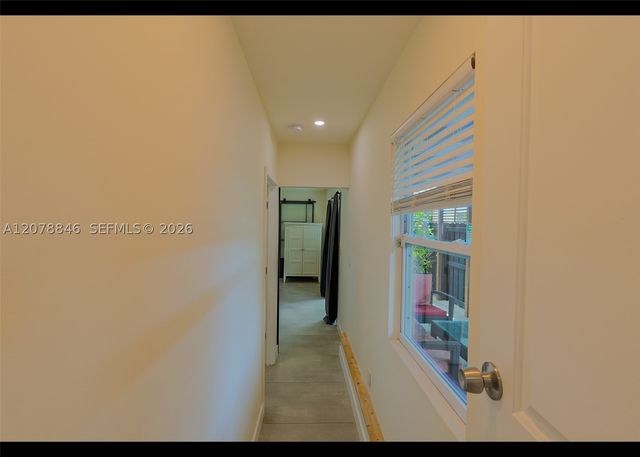1332 NE 5th Ave 1, Fort Lauderdale, FL 33304