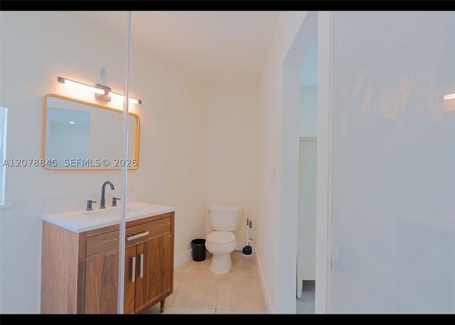 1332 NE 5th Ave 1, Fort Lauderdale, FL 33304