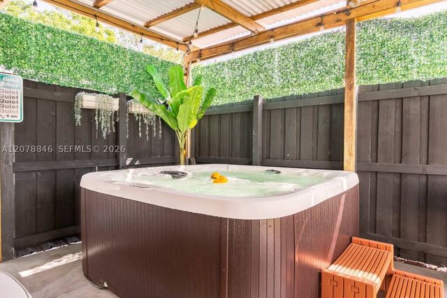 1332 NE 5th Ave 1, Fort Lauderdale, FL 33304