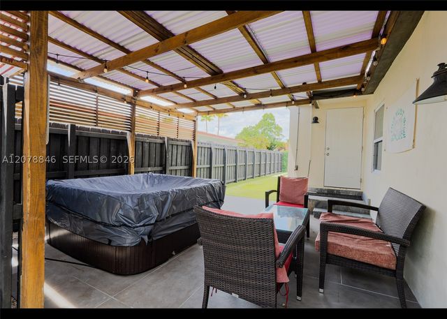1332 NE 5th Ave 1, Fort Lauderdale, FL 33304