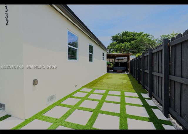 1332 NE 5th Ave 1, Fort Lauderdale, FL 33304