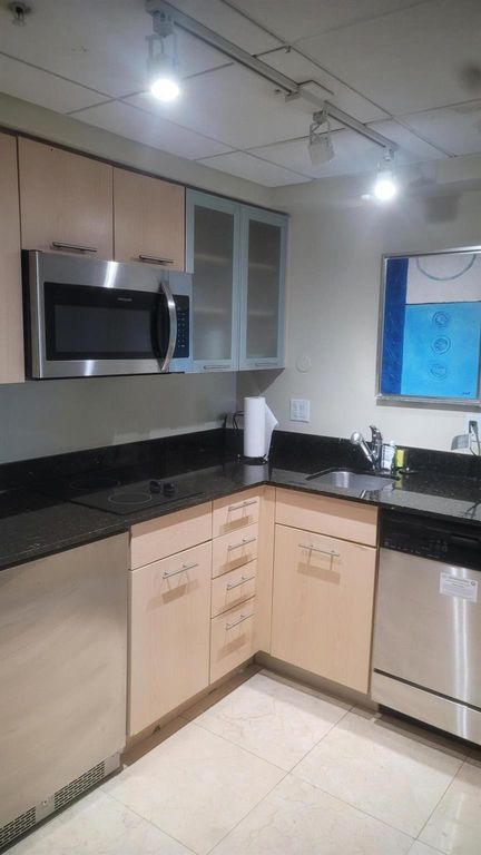 2670 E Sunrise Boulevard 1405, Fort Lauderdale, FL 33304