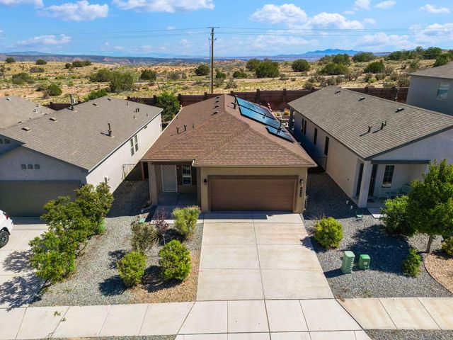 6512 Gannett Drive NE, Rio Rancho, NM 87144