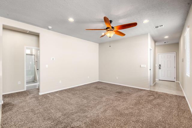6512 Gannett Drive NE, Rio Rancho, NM 87144