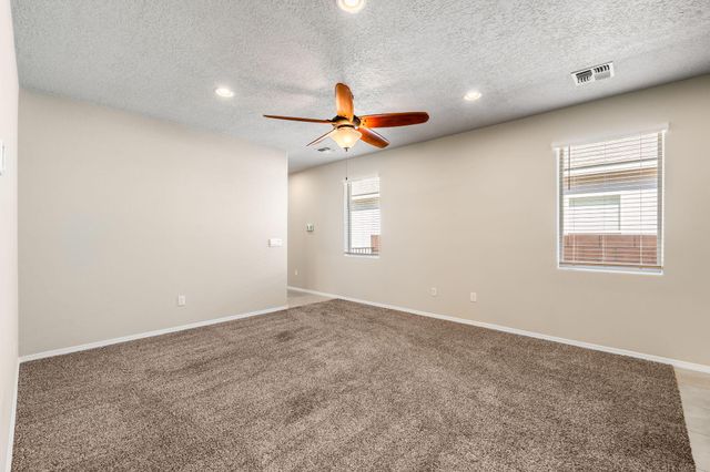 6512 Gannett Drive NE, Rio Rancho, NM 87144
