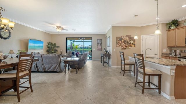 6517 WILLOWSHIRE WAY, Bradenton, FL 34212