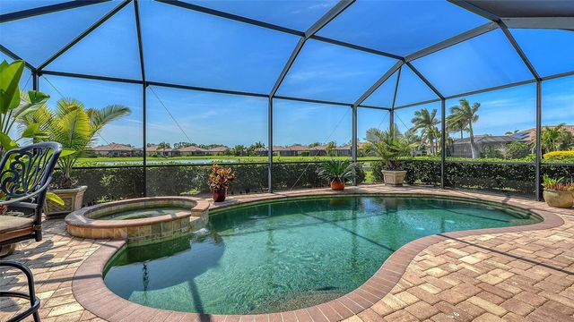6517 WILLOWSHIRE WAY, Bradenton, FL 34212