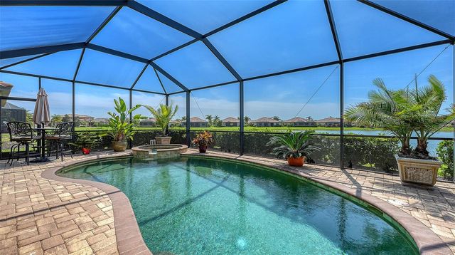 6517 WILLOWSHIRE WAY, Bradenton, FL 34212