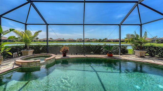 6517 WILLOWSHIRE WAY, Bradenton, FL 34212