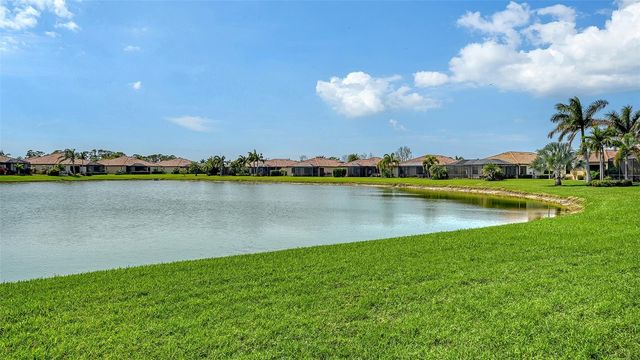 6517 WILLOWSHIRE WAY, Bradenton, FL 34212