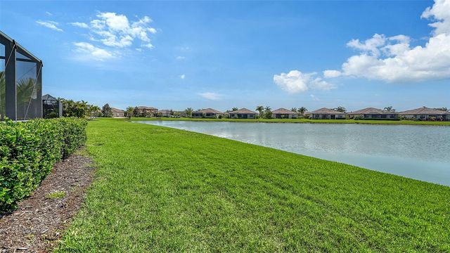 6517 WILLOWSHIRE WAY, Bradenton, FL 34212