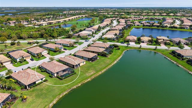 6517 WILLOWSHIRE WAY, Bradenton, FL 34212