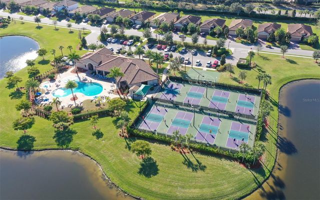 6517 WILLOWSHIRE WAY, Bradenton, FL 34212