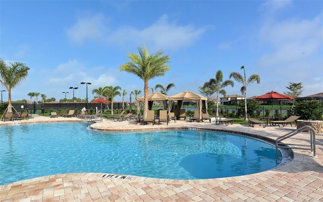 6517 WILLOWSHIRE WAY, Bradenton, FL 34212