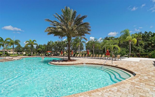 6517 WILLOWSHIRE WAY, Bradenton, FL 34212