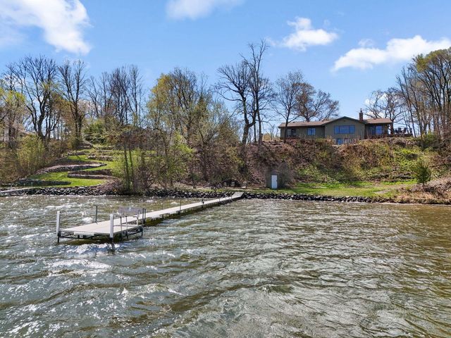 10400 Kismet Isle, Chisago City, MN 55013
