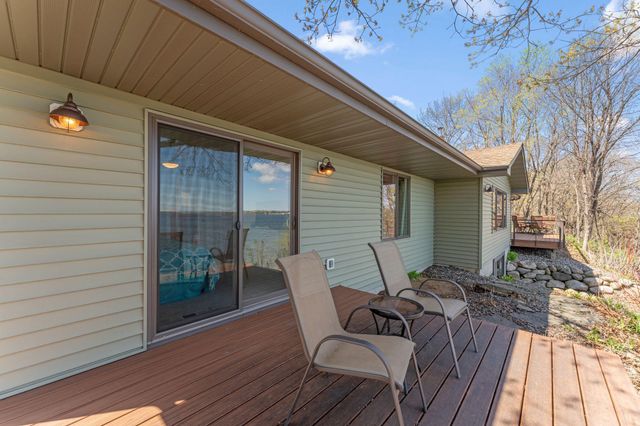 10400 Kismet Isle, Chisago City, MN 55013