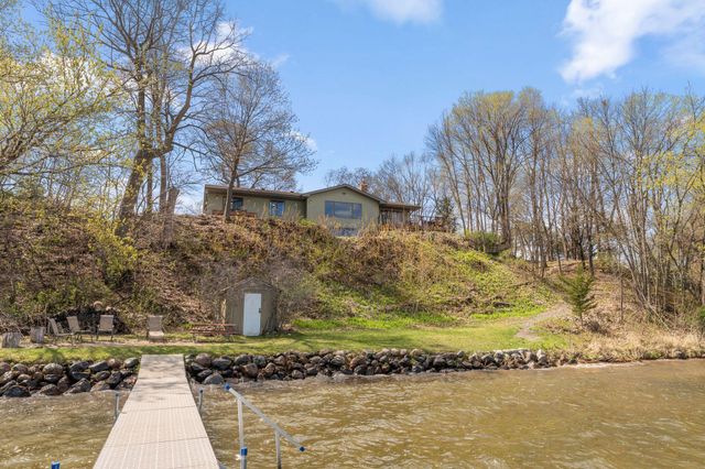 10400 Kismet Isle, Chisago City, MN 55013