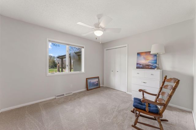 10400 Kismet Isle, Chisago City, MN 55013