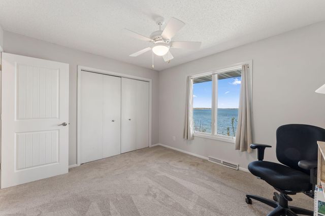 10400 Kismet Isle, Chisago City, MN 55013