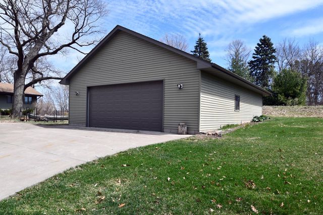 10400 Kismet Isle, Chisago City, MN 55013