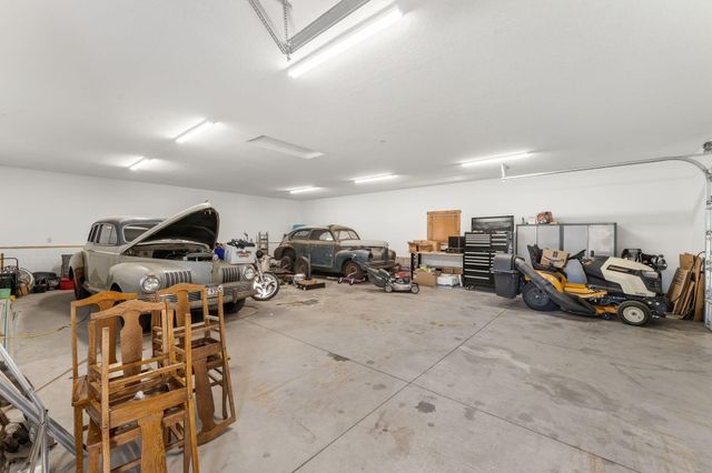 10400 Kismet Isle, Chisago City, MN 55013