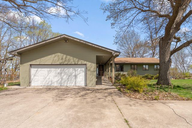 10400 Kismet Isle, Chisago City, MN 55013
