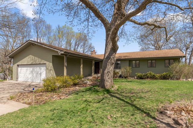 10400 Kismet Isle, Chisago City, MN 55013