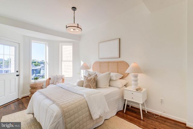 1238 MARYLAND AVE NE, Washington, DC 20002