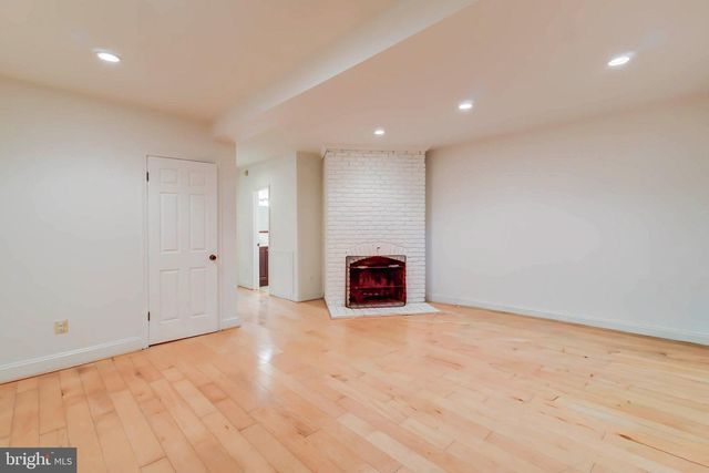 1238 MARYLAND AVE NE, Washington, DC 20002