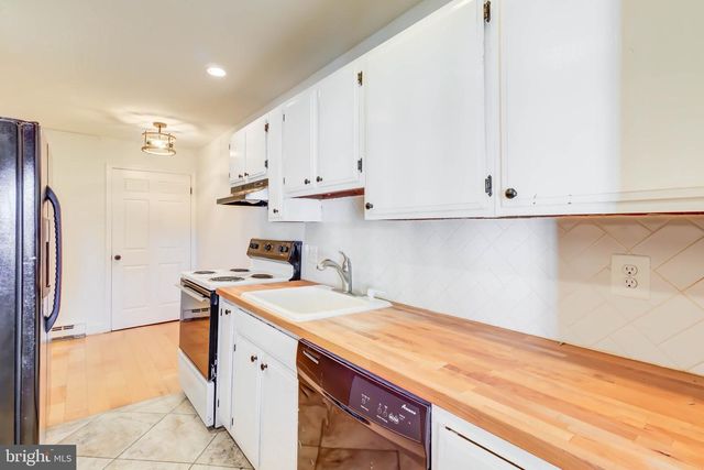 1238 MARYLAND AVE NE, Washington, DC 20002