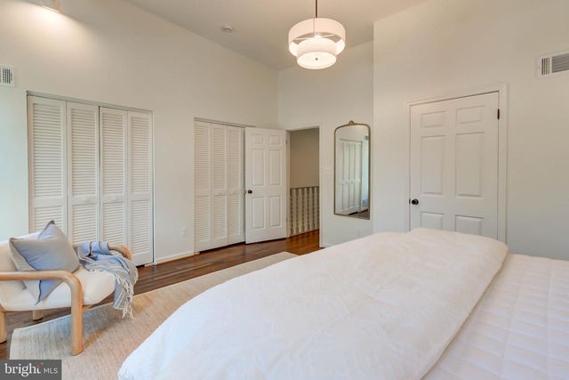 1238 MARYLAND AVE NE, Washington, DC 20002