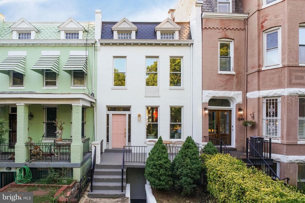1238 MARYLAND AVE NE, Washington, DC 20002