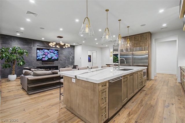 11423 Glowing Sunset Lane, Las Vegas, NV 89135