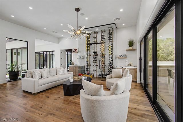 11423 Glowing Sunset Lane, Las Vegas, NV 89135